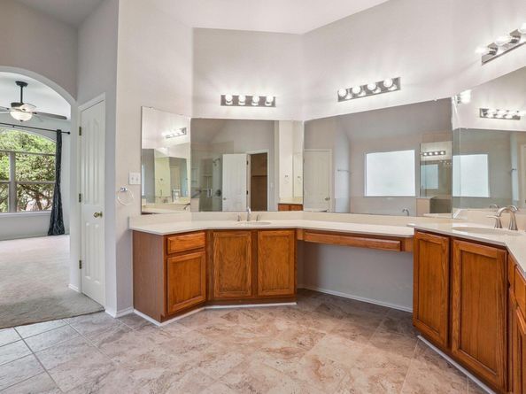 411 S Lynnwood TRL, Cedar Park TX 78613