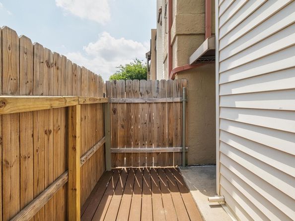1704 West Ave 108, Austin TX 78701