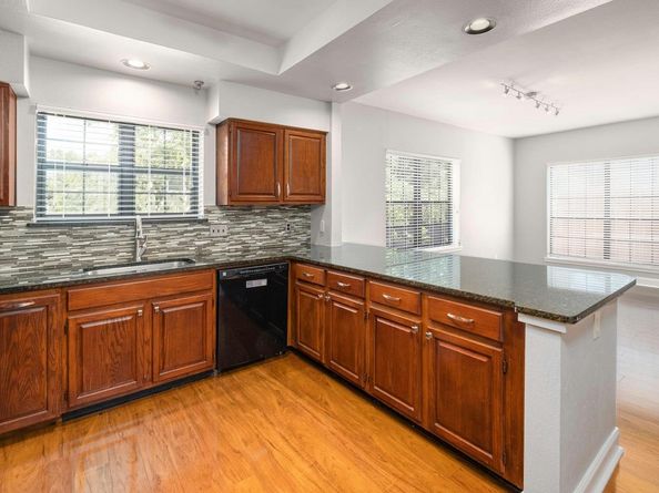 1704 West Ave 108, Austin TX 78701