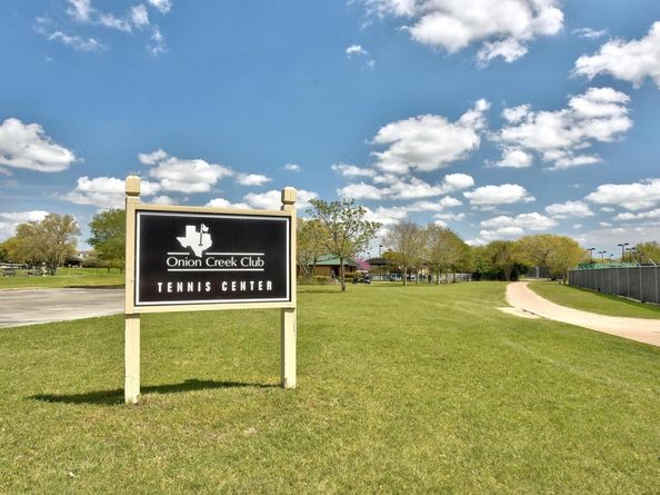 11009 Pinehurst DR, Austin TX 78747