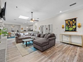 11009 Pinehurst DR, Austin TX 78747