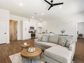 1811 Webberville RD 1209, Austin TX 78721