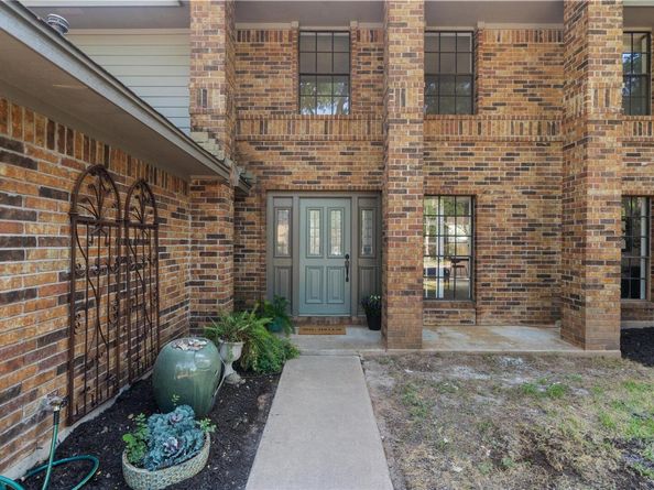7915 Petaca TRL, Austin TX 78729