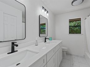 7915 Petaca TRL, Austin TX 78729