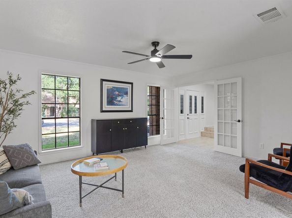 7915 Petaca TRL, Austin TX 78729