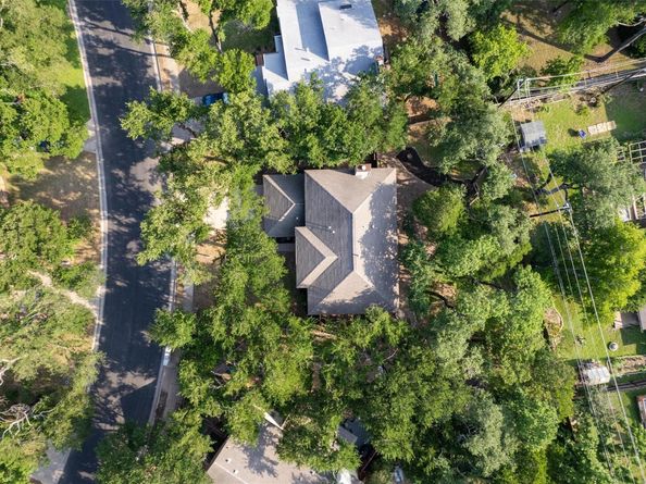7915 Petaca TRL, Austin TX 78729