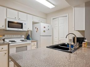 501 W 26th ST 119, Austin TX 78705