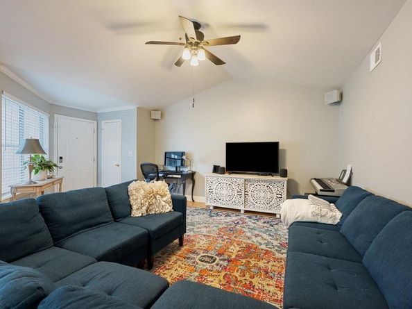 501 W 26th ST 119, Austin TX 78705