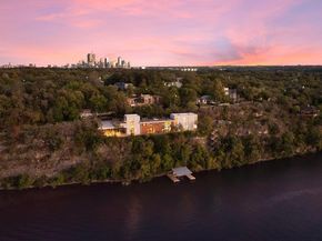 2200 Scenic DR, Austin TX 78703