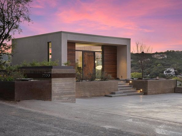 2200 Scenic DR, Austin TX 78703