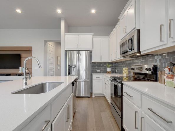 3108 E 51st ST 703, Austin TX 78723