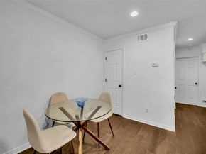 1500 East Side DR 219A, Austin TX 78704