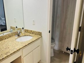 1500 East Side DR 219A, Austin TX 78704