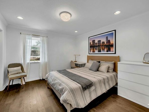 1500 East Side DR 219A, Austin TX 78704