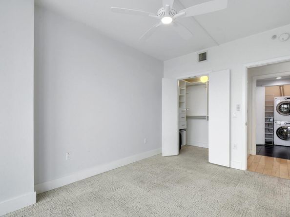 300 Bowie ST 1008, Austin TX 78703