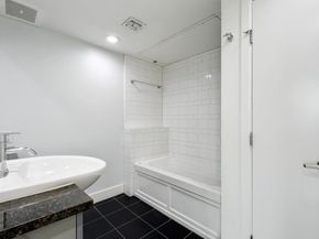 300 Bowie ST 1008, Austin TX 78703