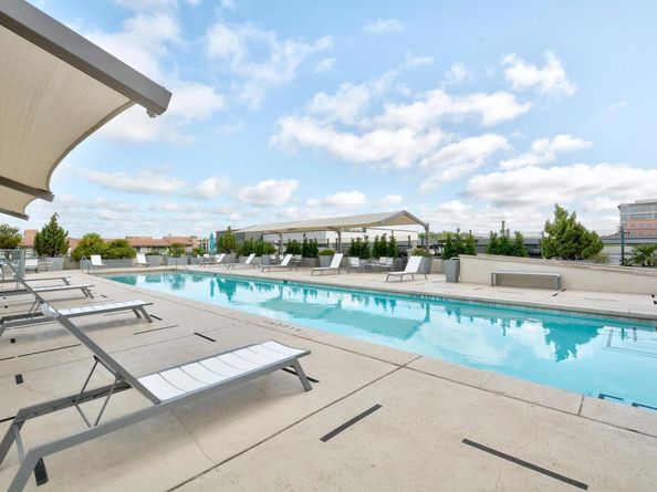 300 Bowie ST 1008, Austin TX 78703