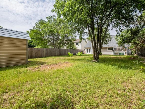 7503 Islander DR, Austin TX 78749