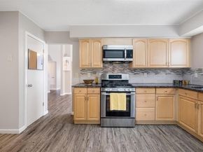 7503 Islander DR, Austin TX 78749