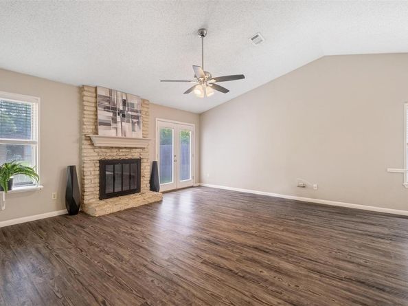 7503 Islander DR, Austin TX 78749