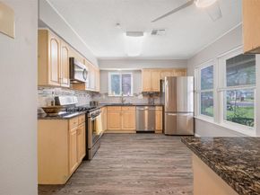 7503 Islander DR, Austin TX 78749