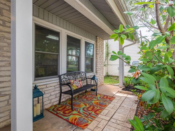 7503 Islander DR, Austin TX 78749