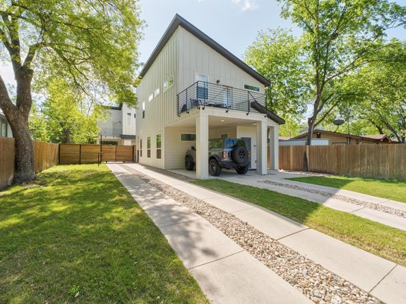 913 Valdez ST A & B, Austin TX 78741