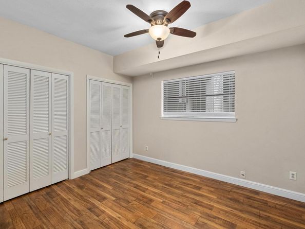 1411 Norwalk LN 104, Austin TX 78703