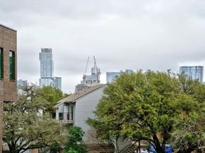 900 S 1st ST 218, Austin TX 78704