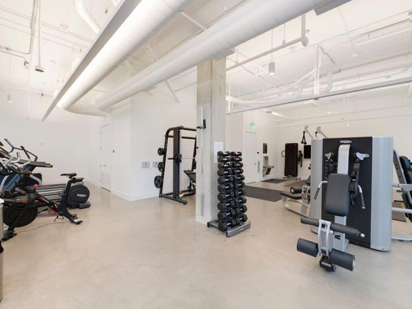 900 S 1st ST 218, Austin TX 78704