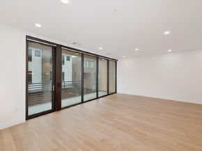 900 S 1st ST 218, Austin TX 78704