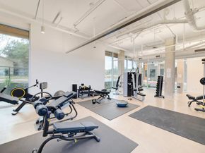 900 S 1st ST 218, Austin TX 78704