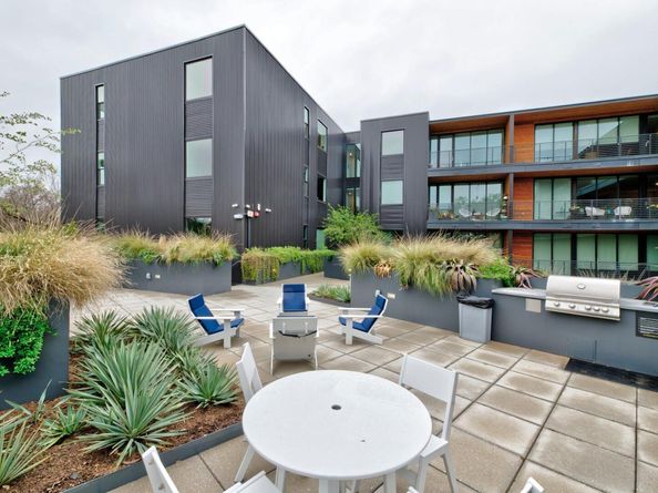 900 S 1st ST 218, Austin TX 78704