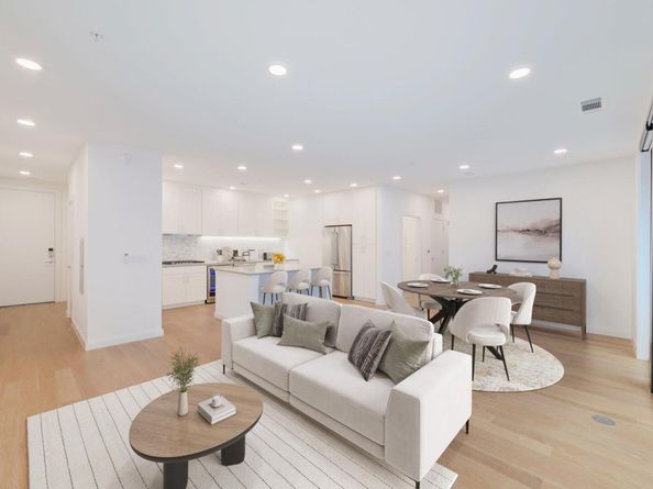 900 S 1st ST 218, Austin TX 78704