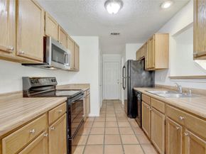 6102 Parkwood DR, Austin TX 78735