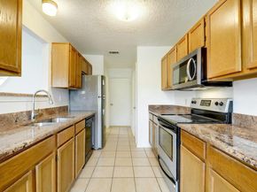 6102 Parkwood DR, Austin TX 78735