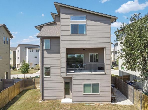 5315 La Crosse Ave 18, Austin TX 78739