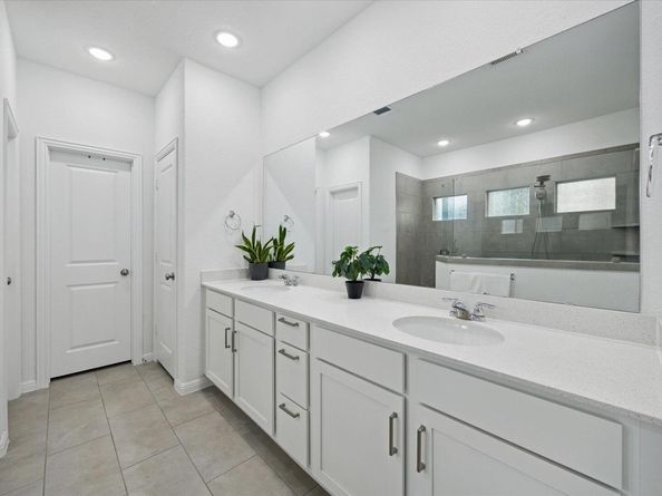 209 Crimson Rose CT, Liberty Hill TX 78642