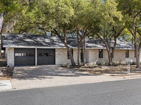 2008 Matthews LN, Austin TX 78745