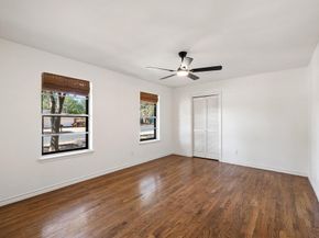 2008 Matthews LN, Austin TX 78745