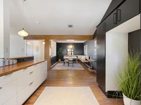 2008 Matthews LN, Austin TX 78745