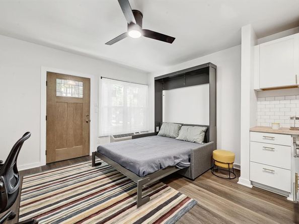 2802 WHITIS Ave 110, Austin TX 78705