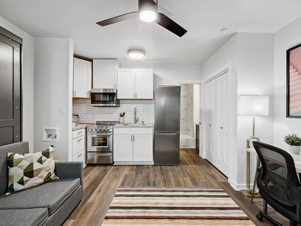 2802 WHITIS Ave 110, Austin TX 78705
