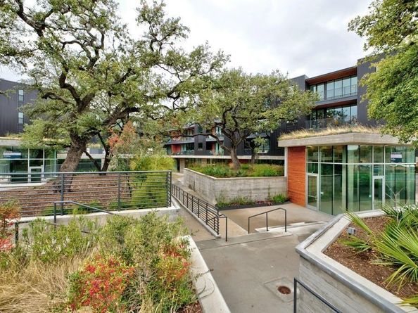 900 S 1st ST 403, Austin TX 78704