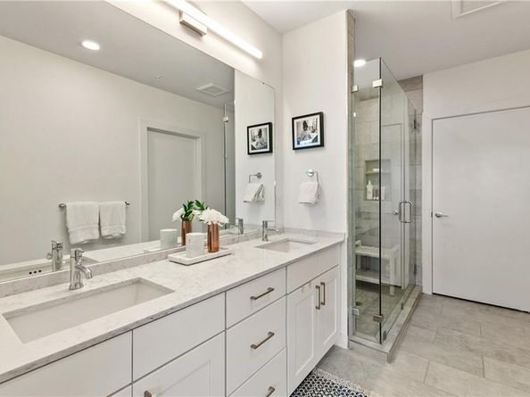 900 S 1st ST 403, Austin TX 78704
