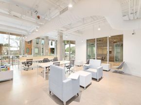 900 S 1st ST 403, Austin TX 78704