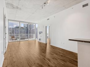 360 Nueces ST 1411, Austin TX 78701
