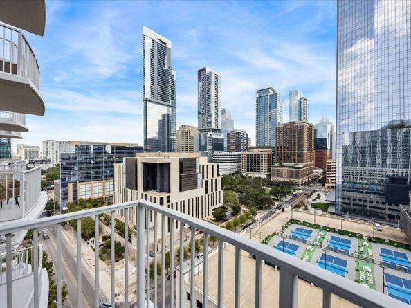 360 Nueces ST 1411, Austin TX 78701