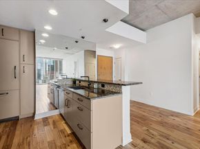 360 Nueces ST 1411, Austin TX 78701