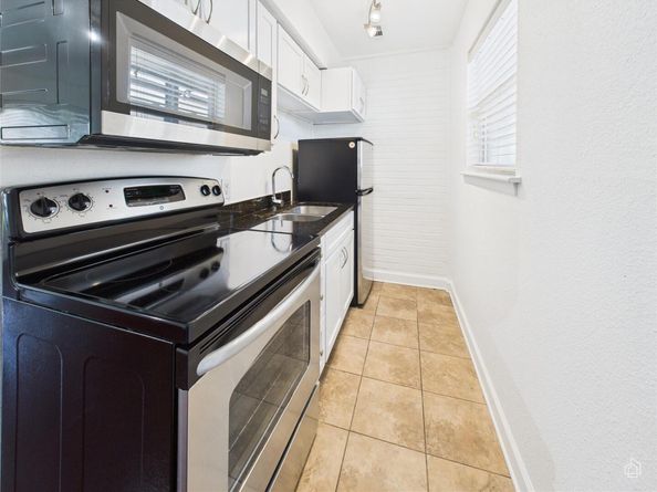 2020 S Congress Ave 1209, Austin TX 78704